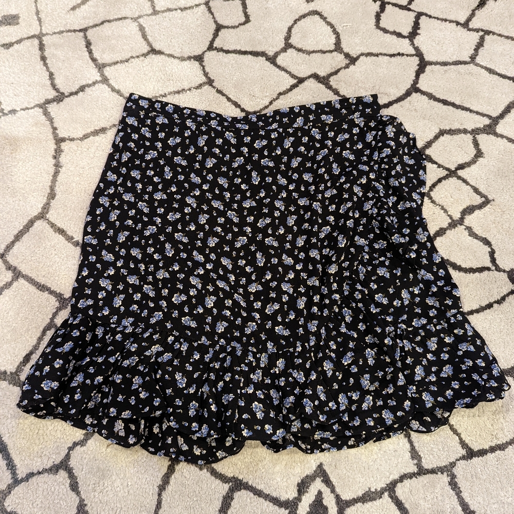Madewell Ruffle Floral skirt